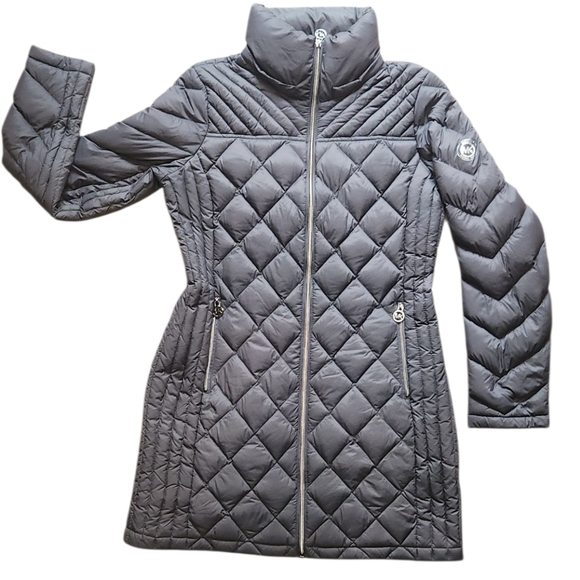 MICHAEL Michael Kors Quilted Silver Puffer Jacket - Picture 1 of 12